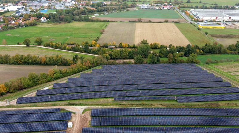 Neue Photovoltaikanlage in Burgebrach setzt Maßstäbe für erneuerbare Energien PV-Anlage