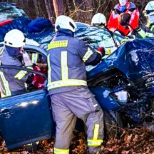 Zwei Verletzte bei Verkehrsunfall nahe Höchstadt Richtung Weisendorf