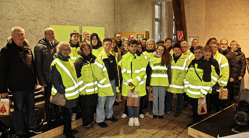 Landkreis Bamberg würdigt Verkehrshelfer zur Vorweihnachtszeit