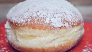 Krapfen backen Kurs in Frensdorf im Bauernmuseum Faschingszeit ist Krapfenzeit